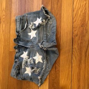 Embroidered jean Booty shorts